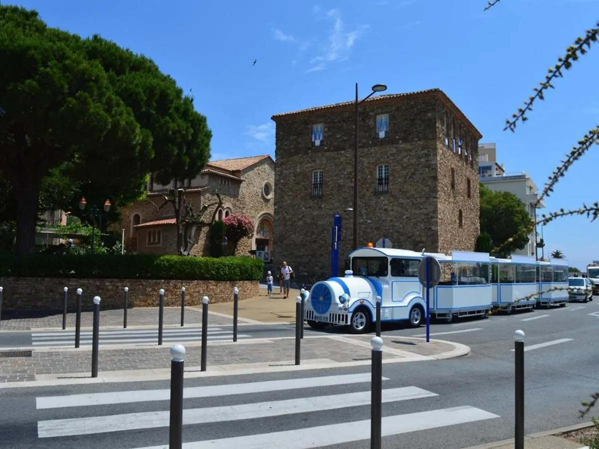 Appartement A Sainte-Maxime: 3 Pieces, Terrasse, Piscine, Clim, Proche Plage - Fr-1-226-340 0*, Sainte-Maxime