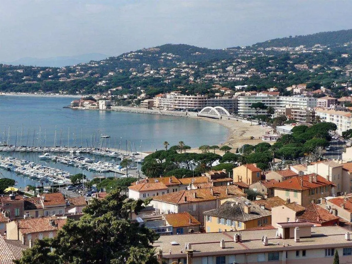 Appartement A Sainte-Maxime: 3 Pieces, Terrasse, Piscine, Clim, Proche Plage - Fr-1-226-340 Apartment
